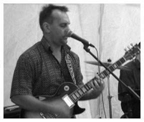 Paul Whelband - Guitars/Vocals